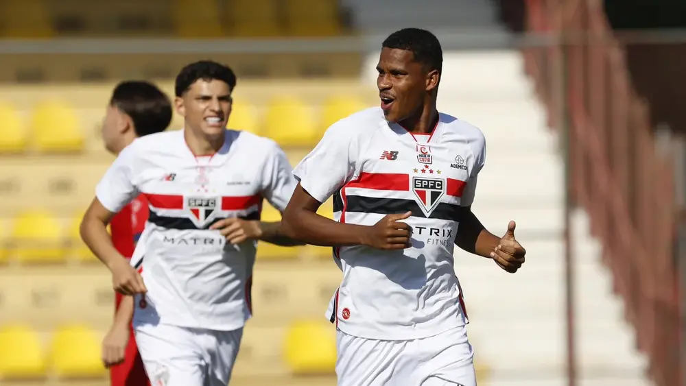 Brazil São Paulo tops Ibrachina, closes gap in Under-20 Paulista