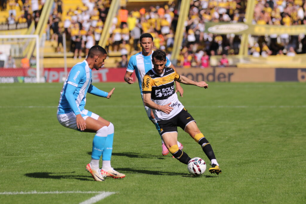 Brazil sees Criciuma, Londrina in Brasileiro Serie B clash