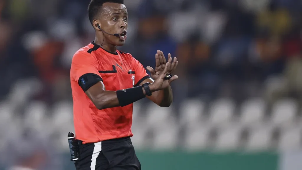 Brazil Referee Banned From US Hailed as Hero in Somalia