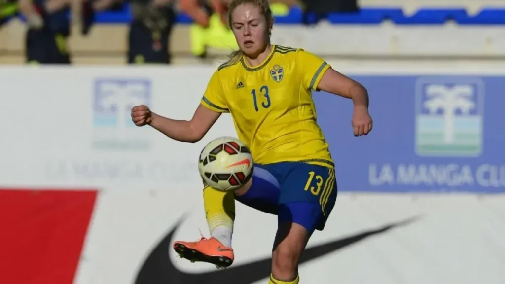 Brazil Lazio fined for firing pregnant player; union backs ruling