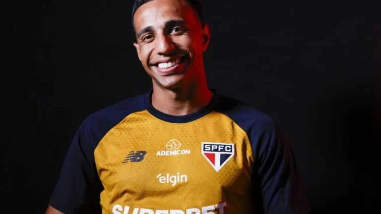 Brazil announces Victor Sa signing, fulfilling family dream and boosting Sao Paulo options