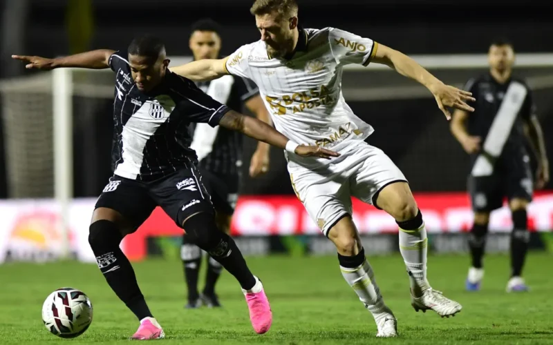 Brazil Wins Late to Top Brazil Second Division