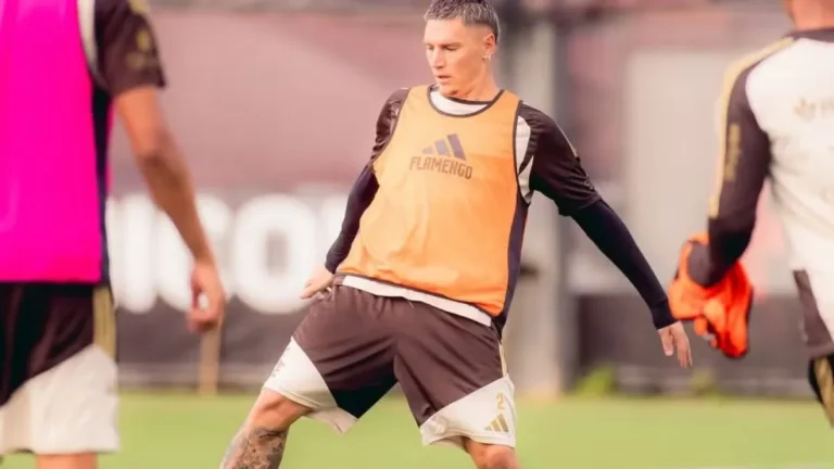 Brazilian club Flamengo may get Uruguayans for Olimpia friendly