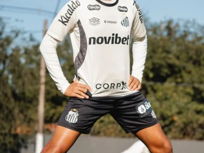 Brazil Santos shares final training photos before Botafogo match
