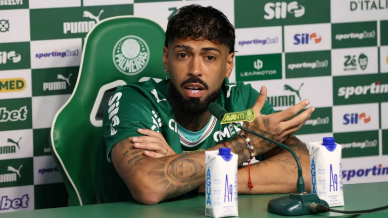 Brazil Barboza eyes starting spot in strong Palmeiras squad