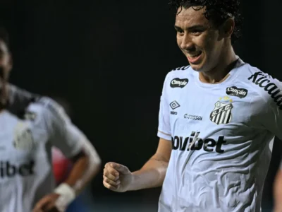 Brazil beats UCV convincingly in Venezuela but Santos warned