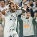 Brazil's Neymar Criticizes Young Santos Players, Stirs Tension