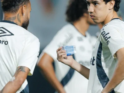 Brazil’s Neymar posts photo with Bontempo, jokes “Moleque do c…”