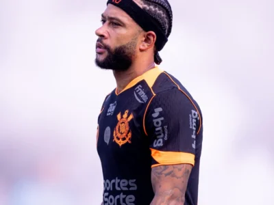 Brazil hints at Memphis concession as Corinthians awaits tests