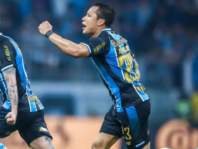 Brazil’s Marlon Celebrates Gremio Advance, Talks Return From Grave Injury