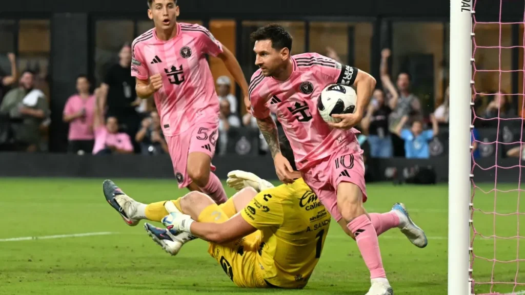 Brazil Messi scores twice in Inter Miami win, sets Leagues Cup record