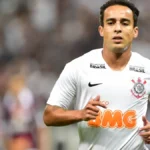 Brazil ex-Corinthians star Jadson released after domestic violence arrest