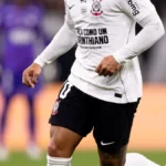 Brazil sees Memphis deal advancing, eyes Corinthians renewal